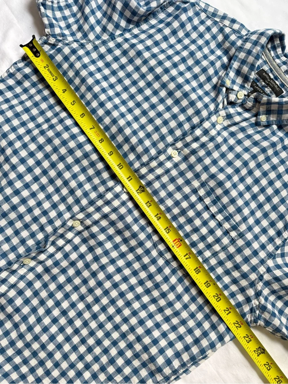 Banana Republic Linen Blue and White Gingham Short-Sleeve Button-Down Shirt